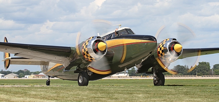 Pilot s Post THE HOWARD 350 AND 500 FORERUNNER OF EXECUTIVE AIRCRAFT